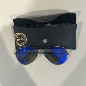 Ray-Ban Women’s Aviator Sunglasses